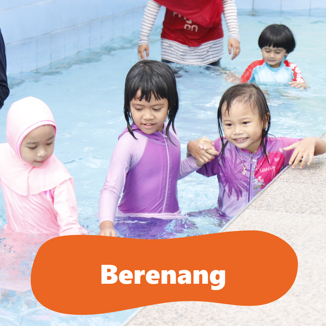 TK Islam di Arcamanik, Berenang